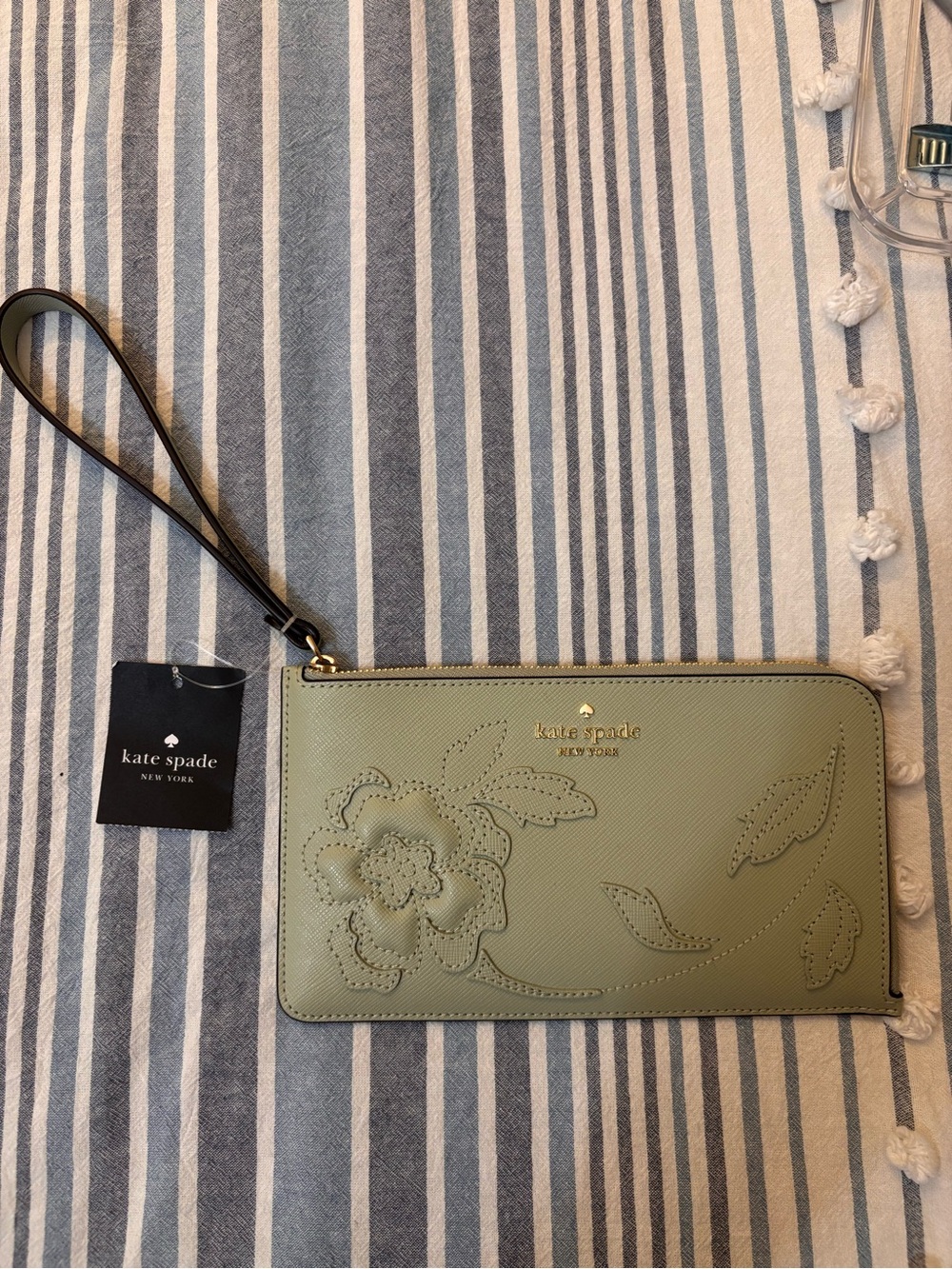kate spade sage Green Floral Wristlet